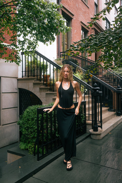 Isla Halter Top (Jet Black)